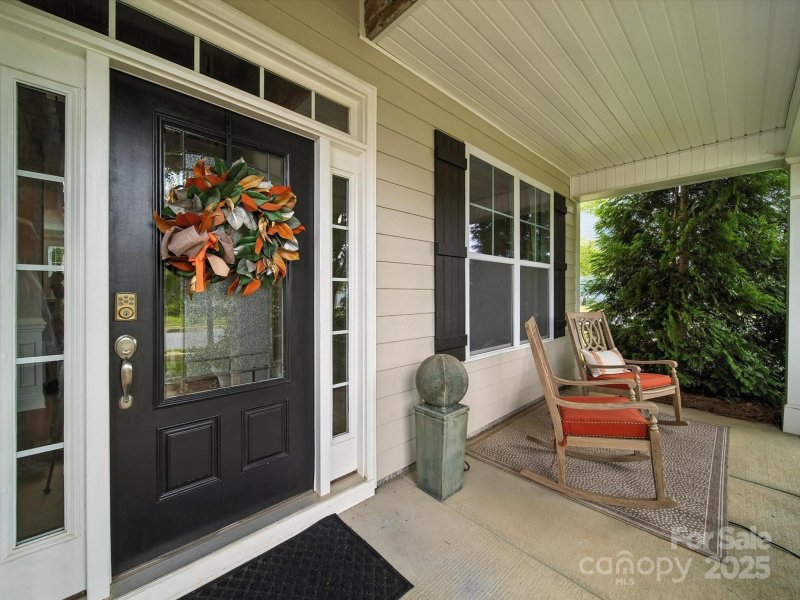 Property image 3 of 9285 Vecchio Drive in Avondale, Fort Mill, SC 29707