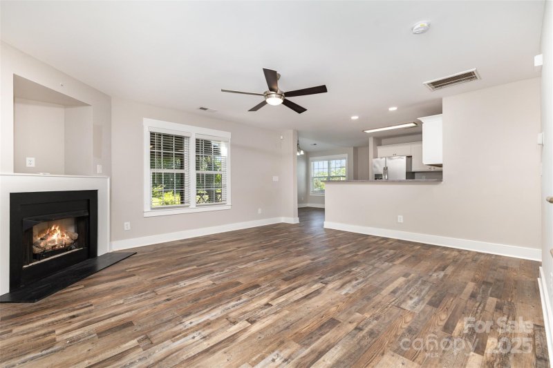Property image 4 of 1523 Hollow Maple Drive in Oakdale Green, Charlotte, NC 28216