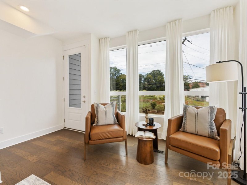 Property image 5 of 139 S Bruns Avenue in Seversville, Charlotte, NC 28208