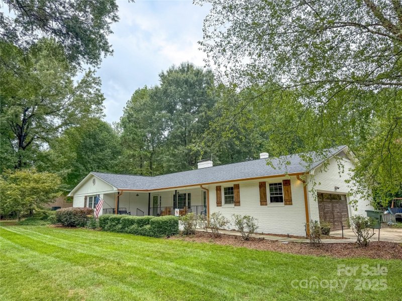 Property image 2 at 3720 Fairlane Drive, Gastonia, NC 28056