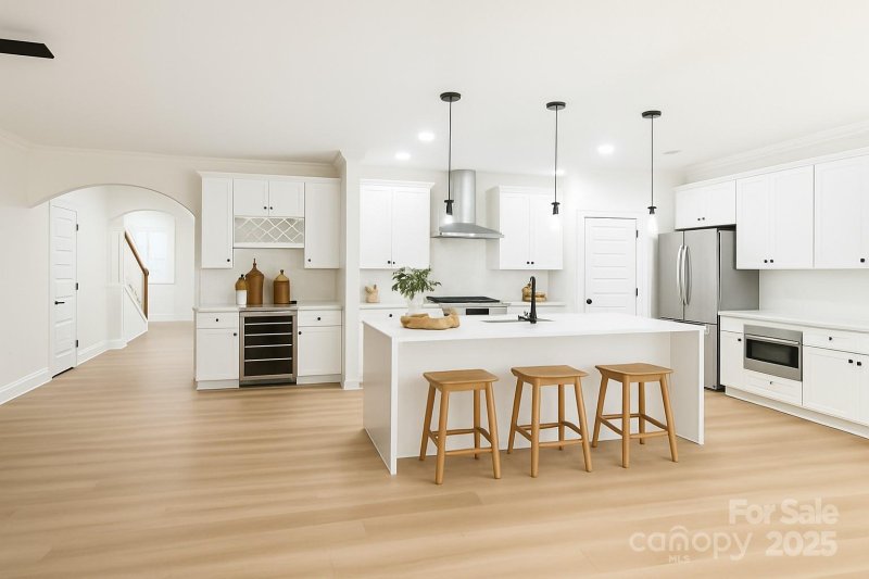 Property image 5 of 8315 Adrian Court in Sardis Croft, Charlotte, NC 28270