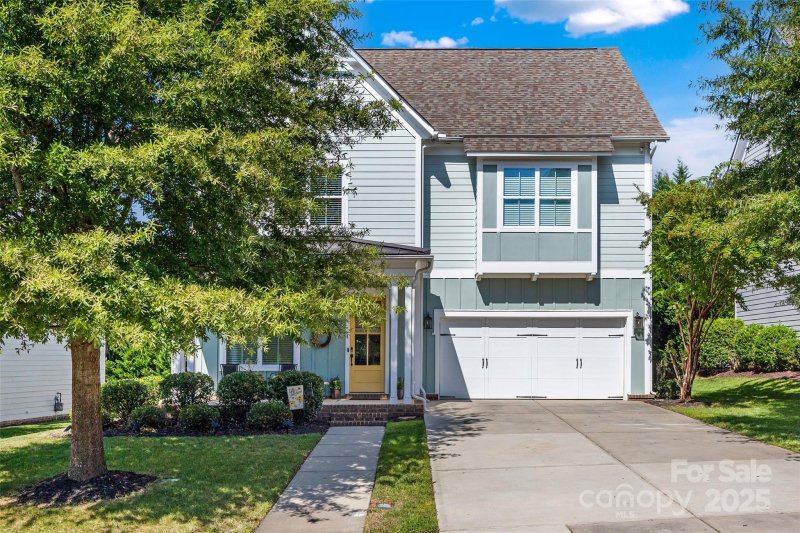 Property image 2 of 5212 Meadowcroft Way in Habersham, Fort Mill, SC 29708