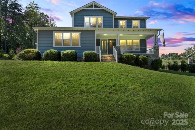 Fox Chase, Denver Community