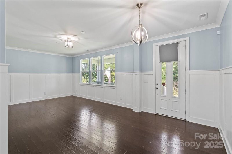 Property image 4 of 4243 Island Fox Lane in Fox Chase, Denver, NC 28037