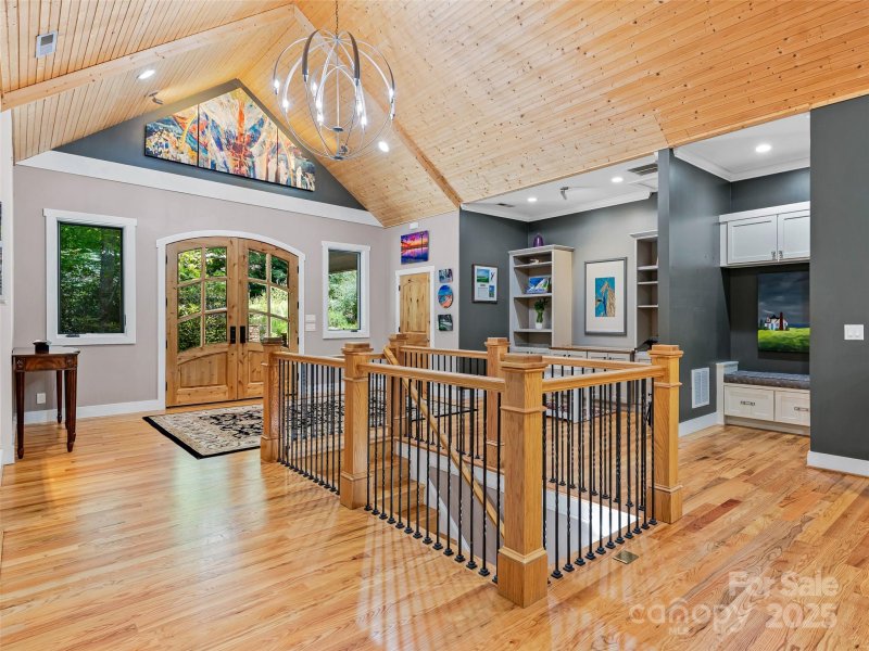 Property image 4 of 105 Blackberry Lane in Alexander Crest, Fairview, NC 28730