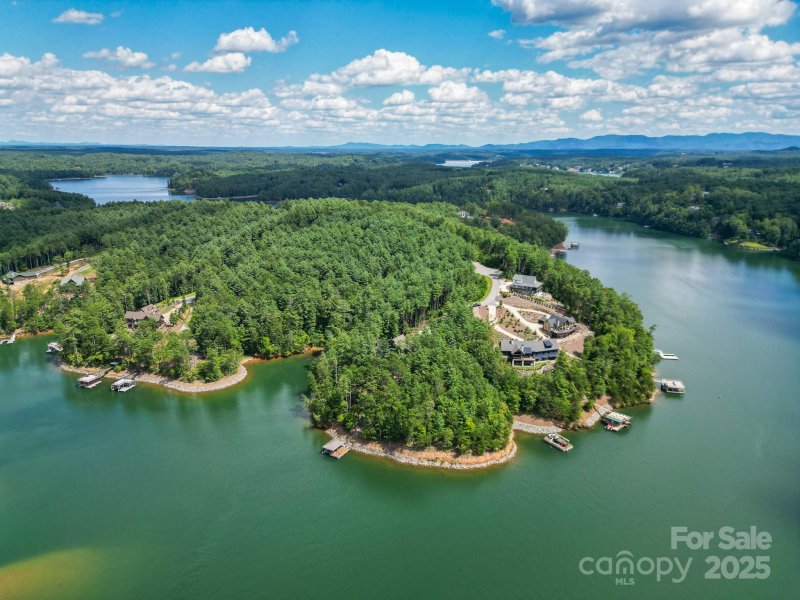 Property image 5 of 131 West Point Drive in The Peninsula at Lake James, Nebo, NC 28761