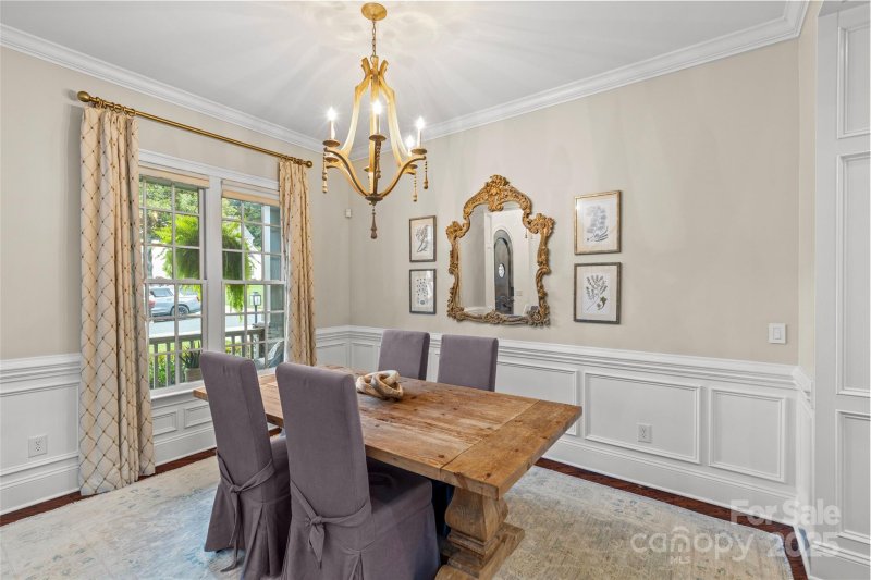 Property image 4 of 349 Tranquil Avenue in Myers Park, Charlotte, NC 28209