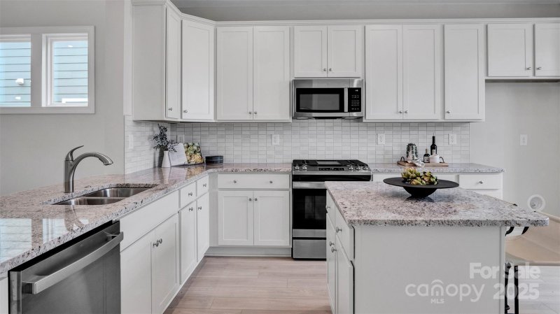 Property image 3 of 4424 Moxie Way in Cresswind, Charlotte, NC 28215