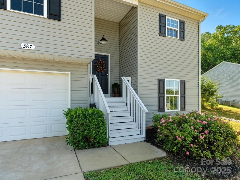 Property image 3 at 387 Lone Tree Lane, Clover, SC 29710