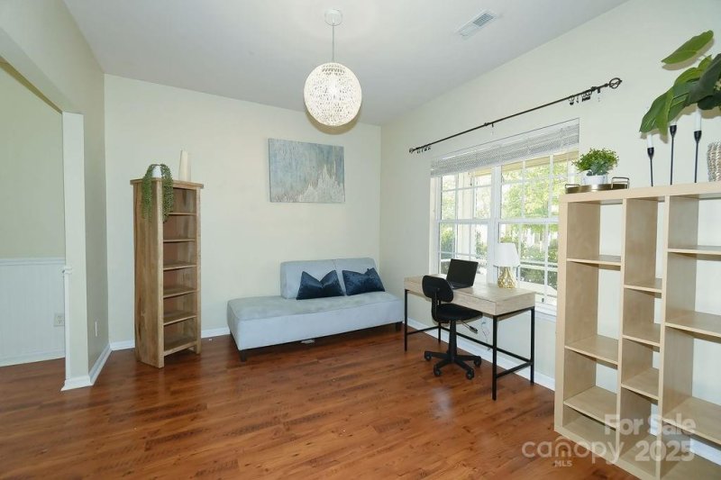 Property image 5 of 9153 Glenashley Drive in Heritage Green, Cornelius, NC 28031