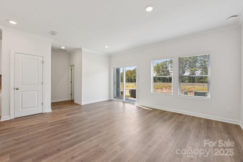 Property image 4 of 250 Tiger Lily Drive in Meadows at Wilson Farms, Fort Mill, SC 29708