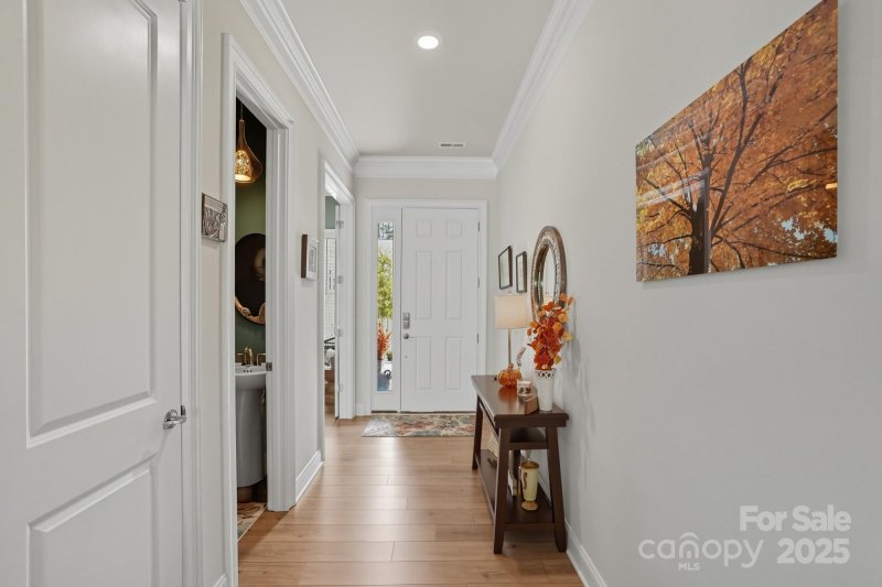 Property image 5 of 1325 Dali Boulevard in Imagery On Mtn Island, Mount Holly, NC 28120