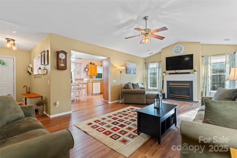 Property image 5 of 2043 Mallard Woods Place in Mallard Woods, Charlotte, NC 28262