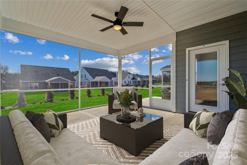 Property image 2 of 936 Exeter Drive in The Retreat at Laurelbrook, Sherrills Ford, NC 28673