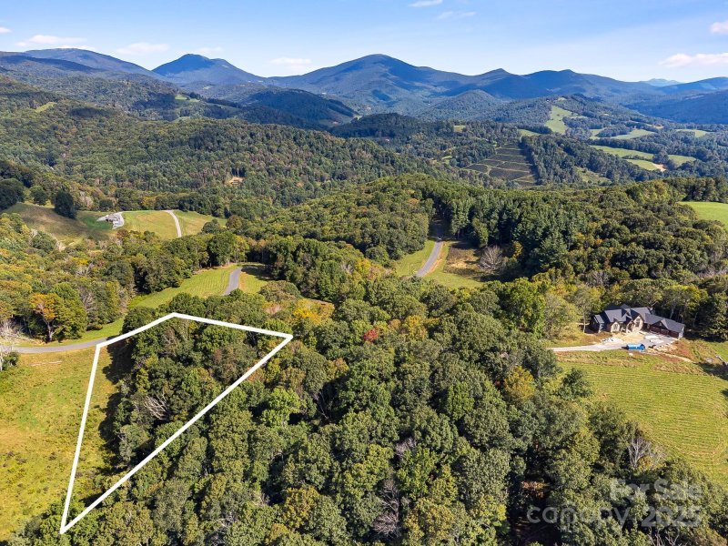 Property image 2 of 62 Poplar Forest Drive in Poplar Forest, Boone, NC 28607