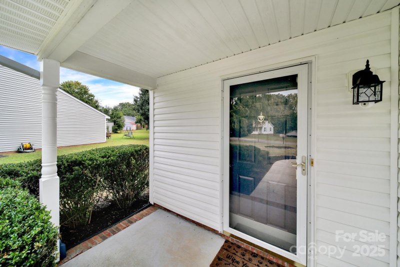 Property image 2 of 1738 Northgate Lane in Osprey Pointe, Rock Hill, SC 29732