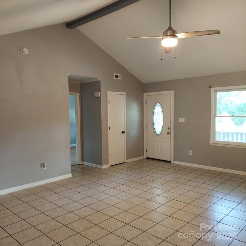 Property image 4 of 6938 Spring Morning Lane in Morris Farms, Charlotte, NC 28227