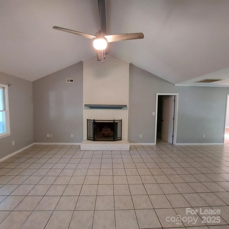 Property image 5 of 6938 Spring Morning Lane in Morris Farms, Charlotte, NC 28227