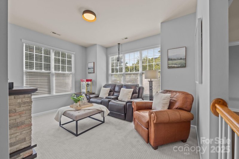 Property image 2 of 11186 Bridgewater Drive in Skybrook, Huntersville, NC 28078