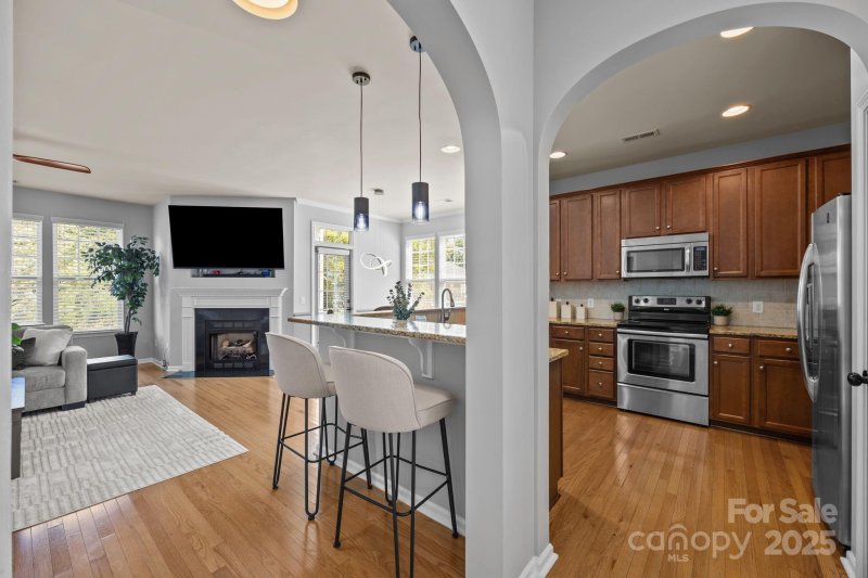 Property image 4 of 11186 Bridgewater Drive in Skybrook, Huntersville, NC 28078