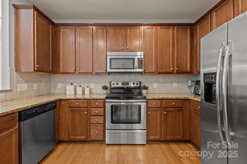 Property image 5 of 11186 Bridgewater Drive in Skybrook, Huntersville, NC 28078