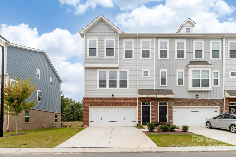 Property image 2 at 4323 Reed Creek Drive, Sherrills Ford, NC 28673