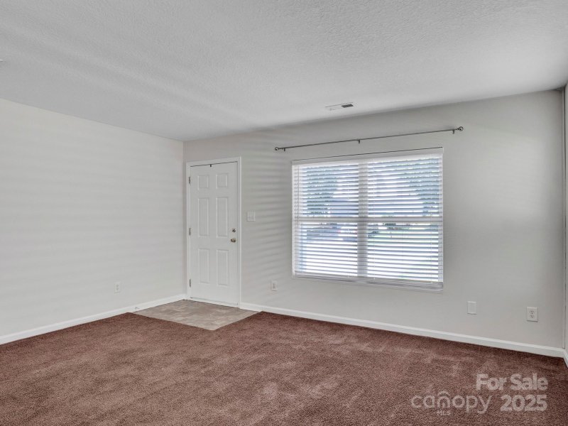 Property image 4 of 1213 Allegiance Drive in Brighton, Charlotte, NC 28217