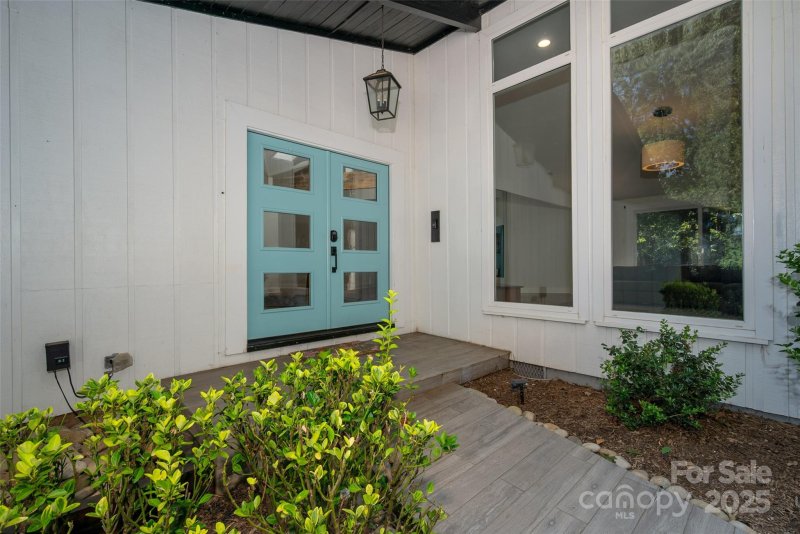 Property image 2 of 704 Baron Road in Aero Plantation, Waxhaw, NC 28173