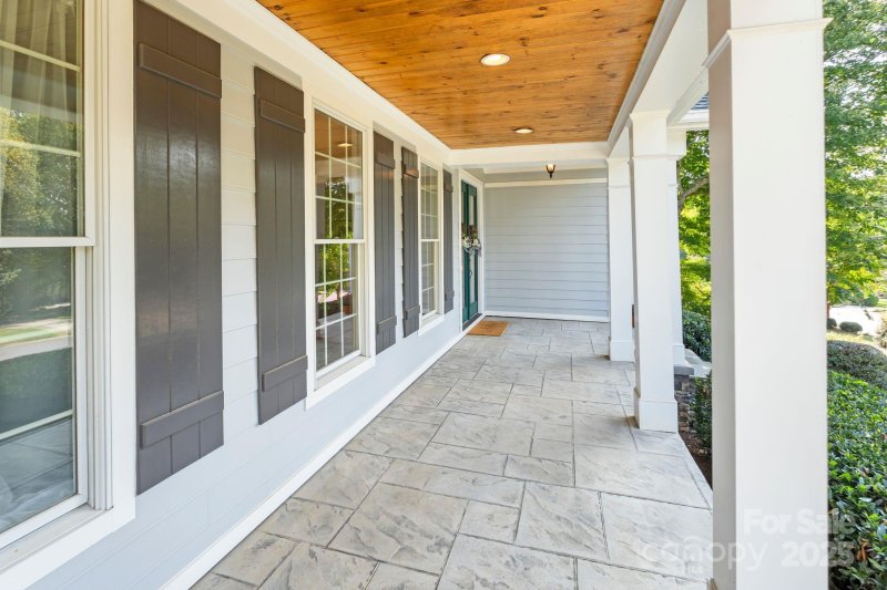 Property image 2 of 156 Bay Shore Loop in Bay Crossing, Mooresville, NC 28117