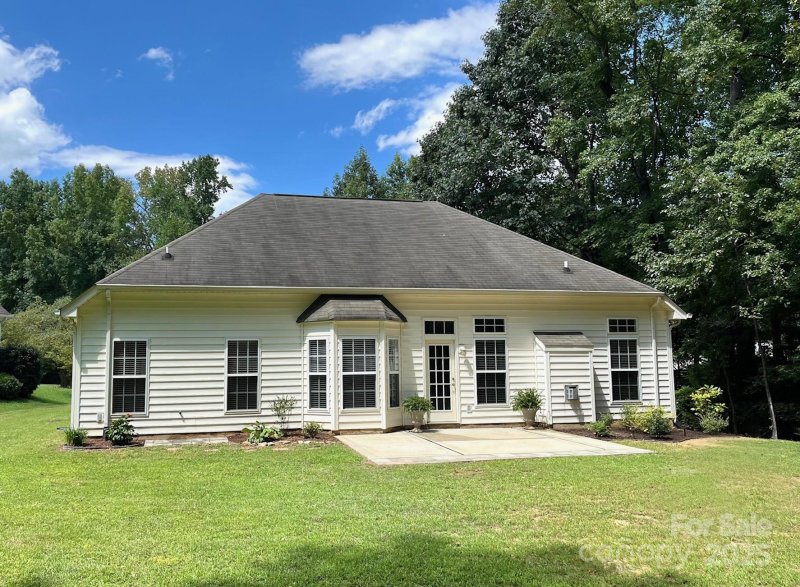 Property image 3 at 8904 Hadco Lane, Matthews, NC 28105