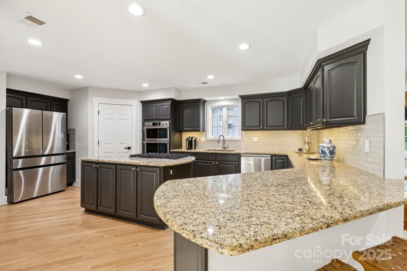 Property image 5 at 627 Beaten Path Road, Mooresville, NC 28117