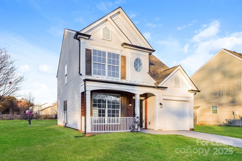 Property image 3 of 2413 Sawyer Drive in Loren Farms, Charlotte, NC 28213