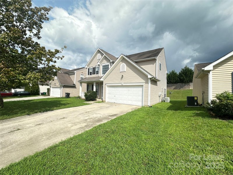 Property image 3 at 2708 Forest Grove Court, Charlotte, NC 28269