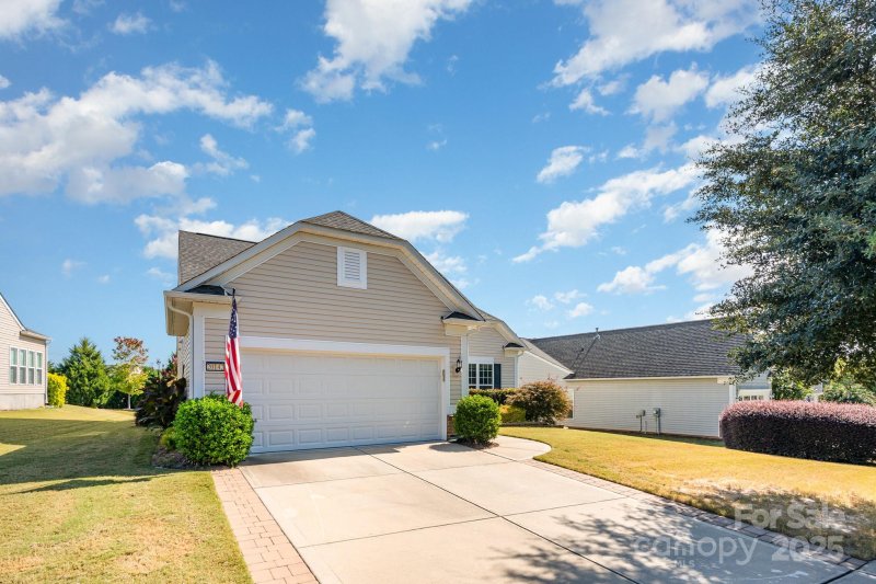 Property image 3 of 20142 Dovekie Lane in Sun City Carolina Lakes, Fort Mill, SC 29707