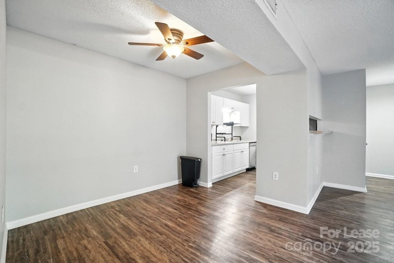 Property image 5 at 5020 Sardis Road, Charlotte, NC 28270