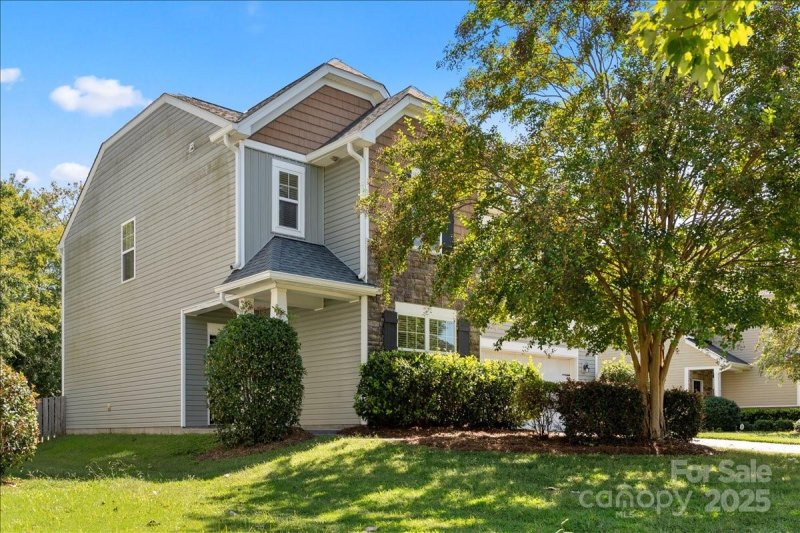 Property image 2 at 13623 Sunrise View Drive, Charlotte, NC 28278