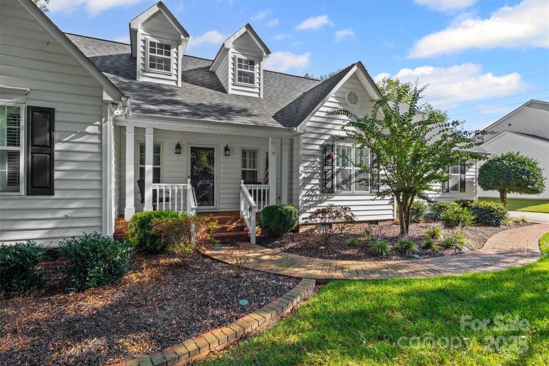 Property image 2 at 1482 White Hall Place, Gastonia, NC 28056