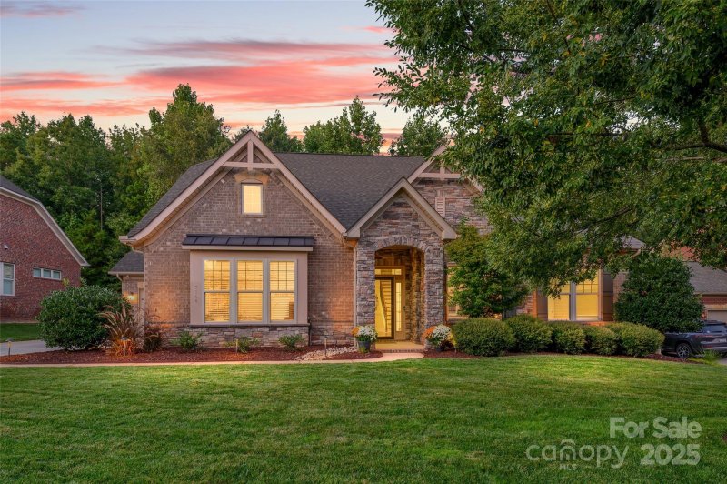 Barber Rock, Fort Mill Community