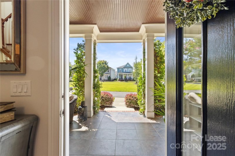 Property image 5 of 22003 Lady Glencirn Court in Antiquity, Cornelius, NC 28031