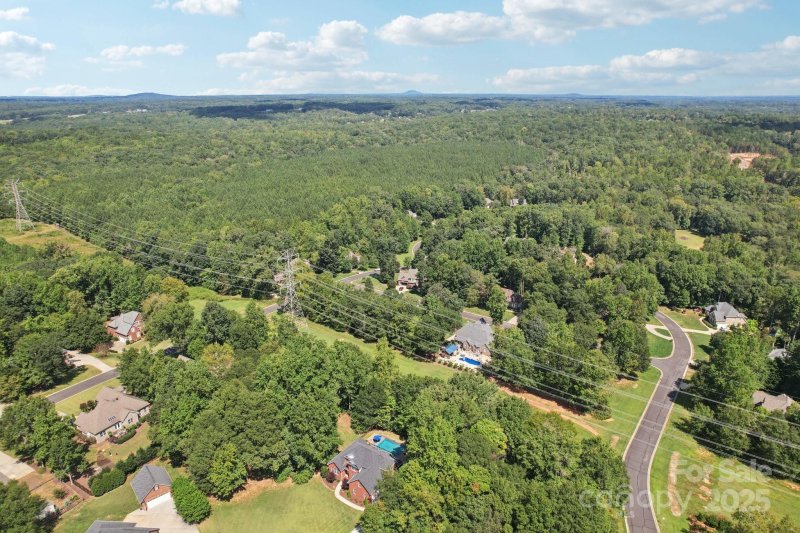 109 Highland Forest Drive