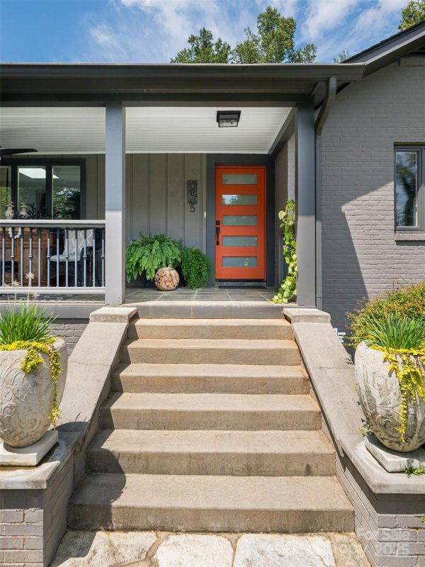 Property image 3 of 5 Busbee Road in Biltmore Forest, Asheville, NC 28803