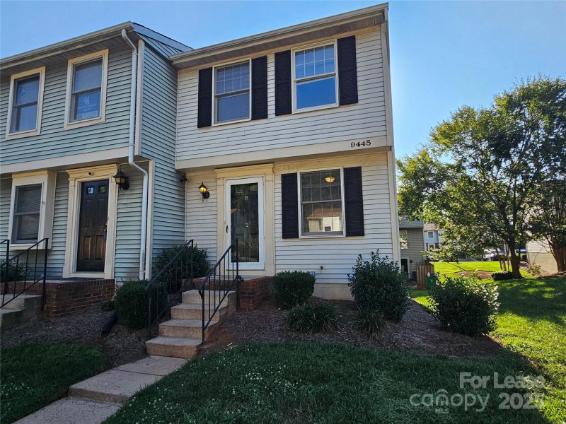 9445 Lexington Circle