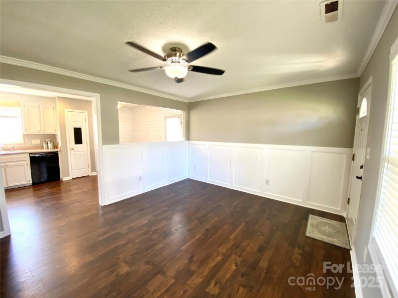 Property image 3 of 15 Linestowe Drive in Aberfoyle, Belmont, NC 28012