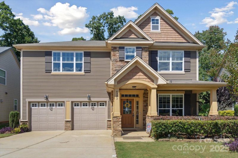 Property image 3 of 4322 Hubbard Falls Drive in Hubbard Falls, Charlotte, NC 28269