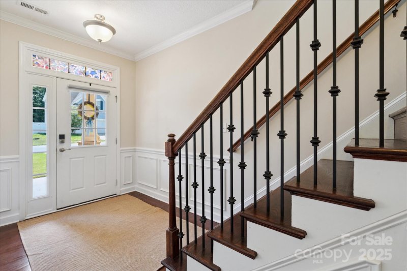 Property image 4 of 4322 Hubbard Falls Drive in Hubbard Falls, Charlotte, NC 28269