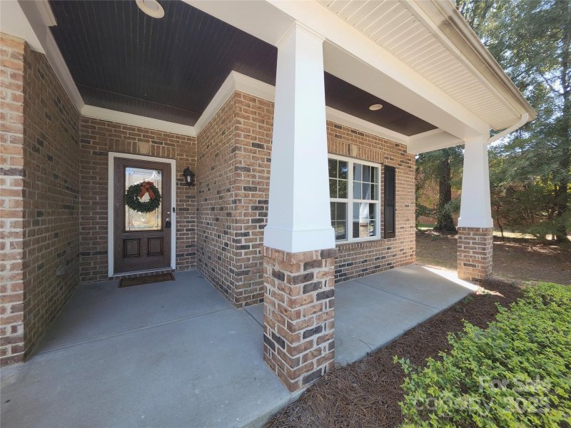 Property image 2 of 8416 Olde Stonegate Lane in Olde Stonegate, Mint Hill, NC 28227