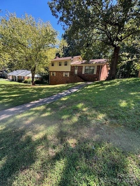 Property image 2 at 931 Pineborough Road, Charlotte, NC 28212