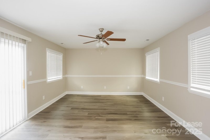 Property image 5 at 7414 Shadowlake Drive, Charlotte, NC 28226