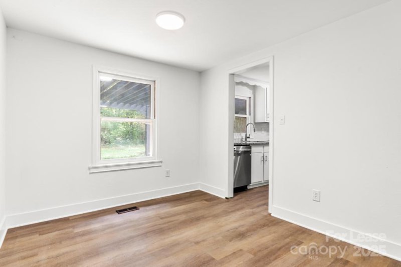 Property image 5 of 761 Randa Drive in Dalwan Heights, Statesville, NC 28625