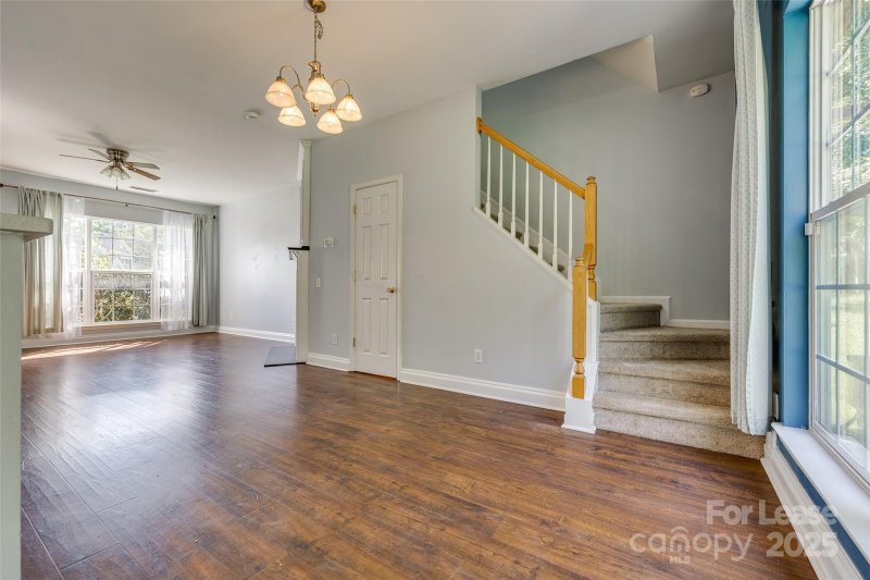 Property image 5 of 2406 Sawyer Drive in Loren Farms, Charlotte, NC 28213